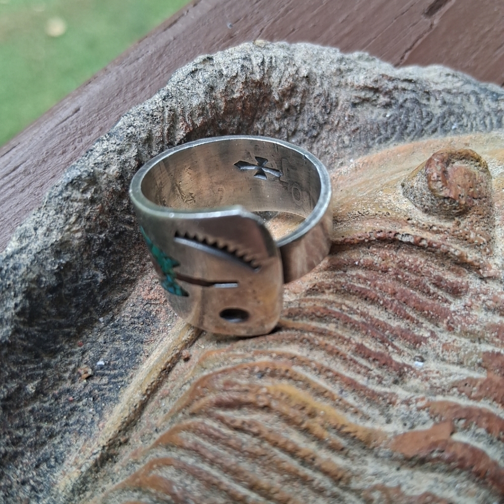 Sterling Spoon Style with Thunderbird Stamped Makersmark - Picture 4 of 7